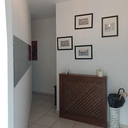 30 Mt Dal Duomo 2* Μπενεβέντο